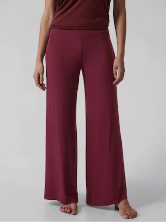 Athleta Pants - Athleta Burgundy Ribbed Wide Leg Stretch Pants